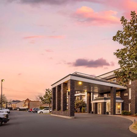 Best Western Plus Grand Manor Inn Springfield Bagian luar foto