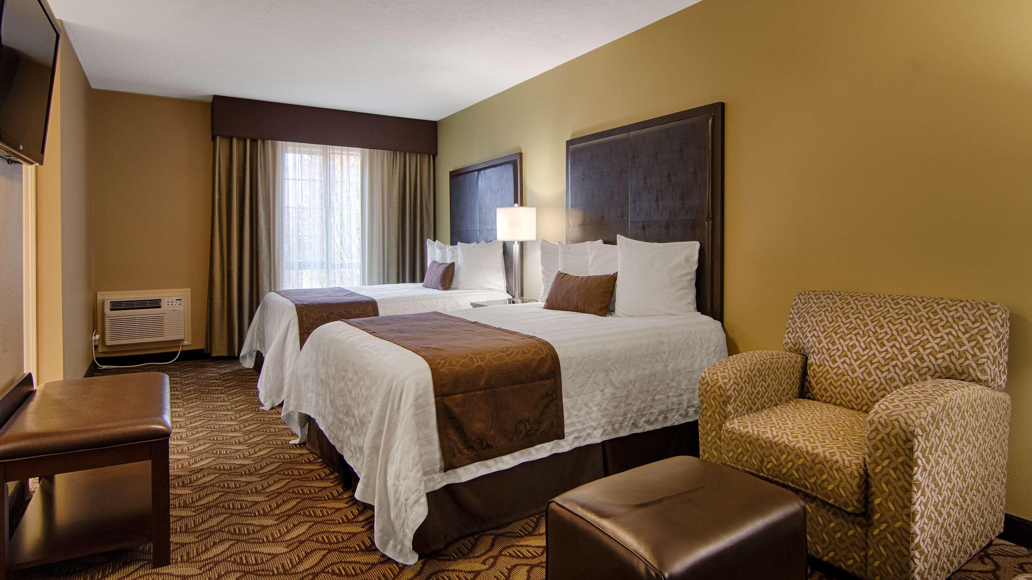 Best Western Plus Grand Manor Inn Springfield Bagian luar foto