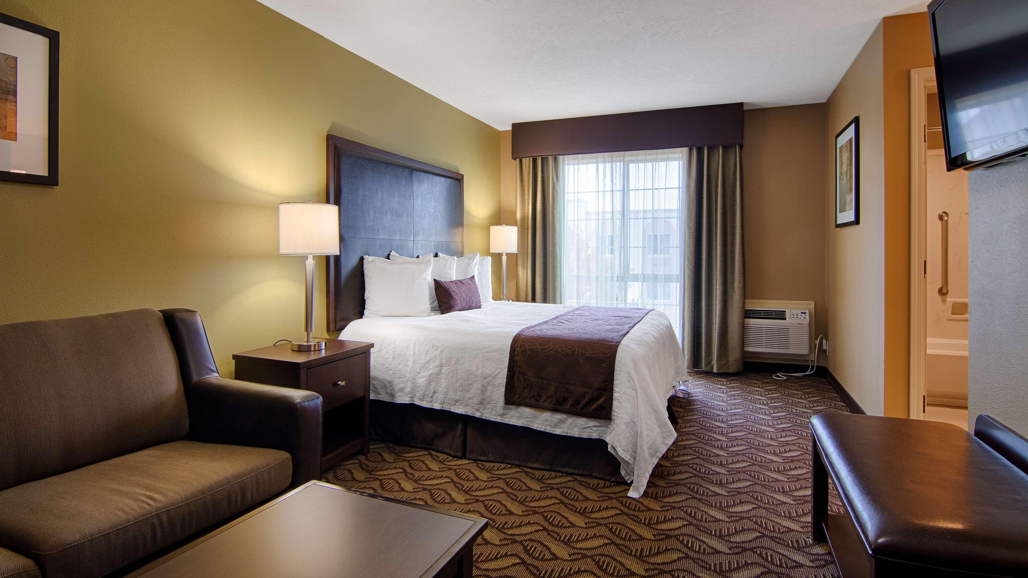 Best Western Plus Grand Manor Inn Springfield Bagian luar foto