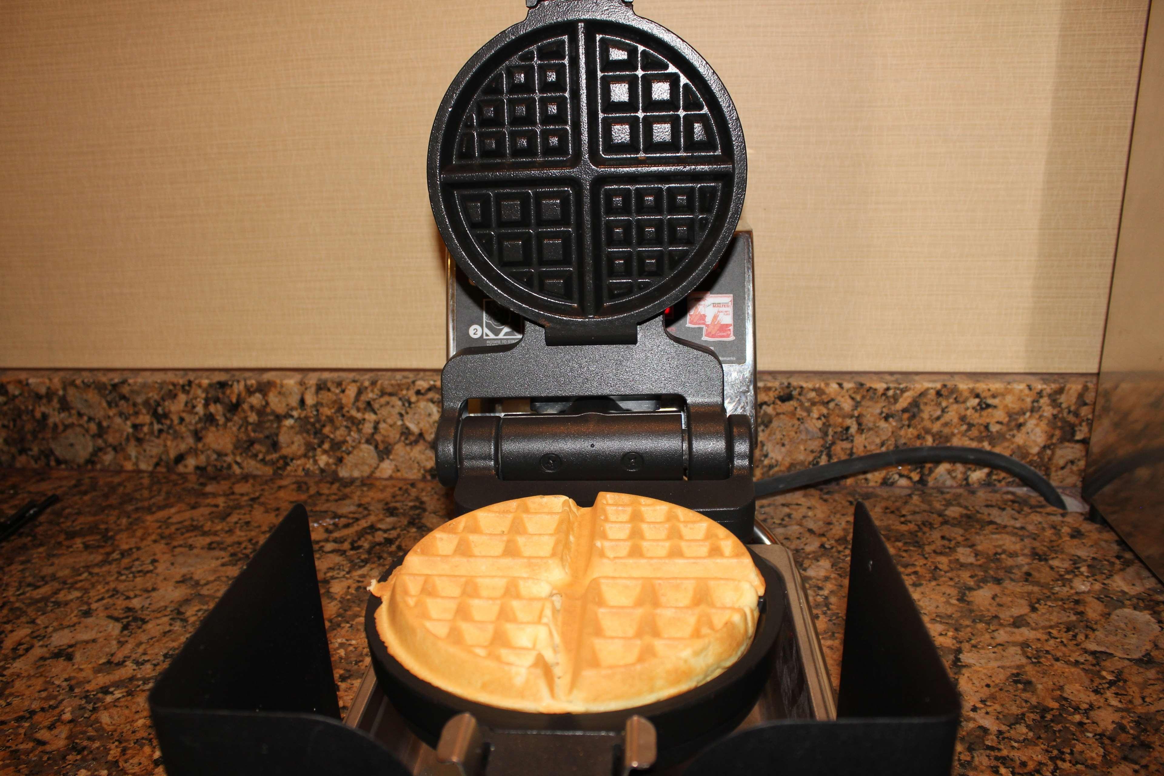 Best Western Plus Grand Manor Inn Springfield Bagian luar foto