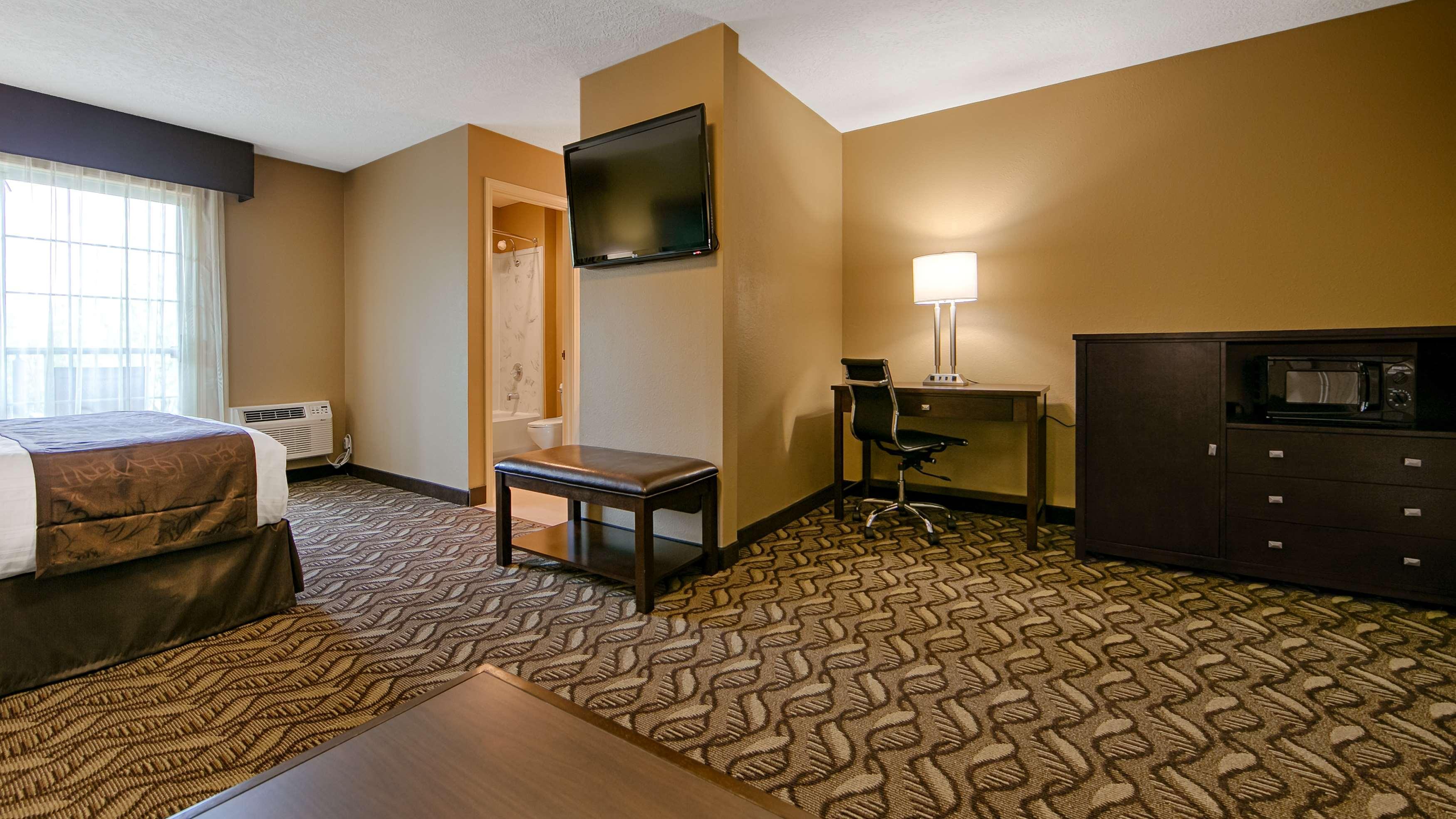 Best Western Plus Grand Manor Inn Springfield Bagian luar foto