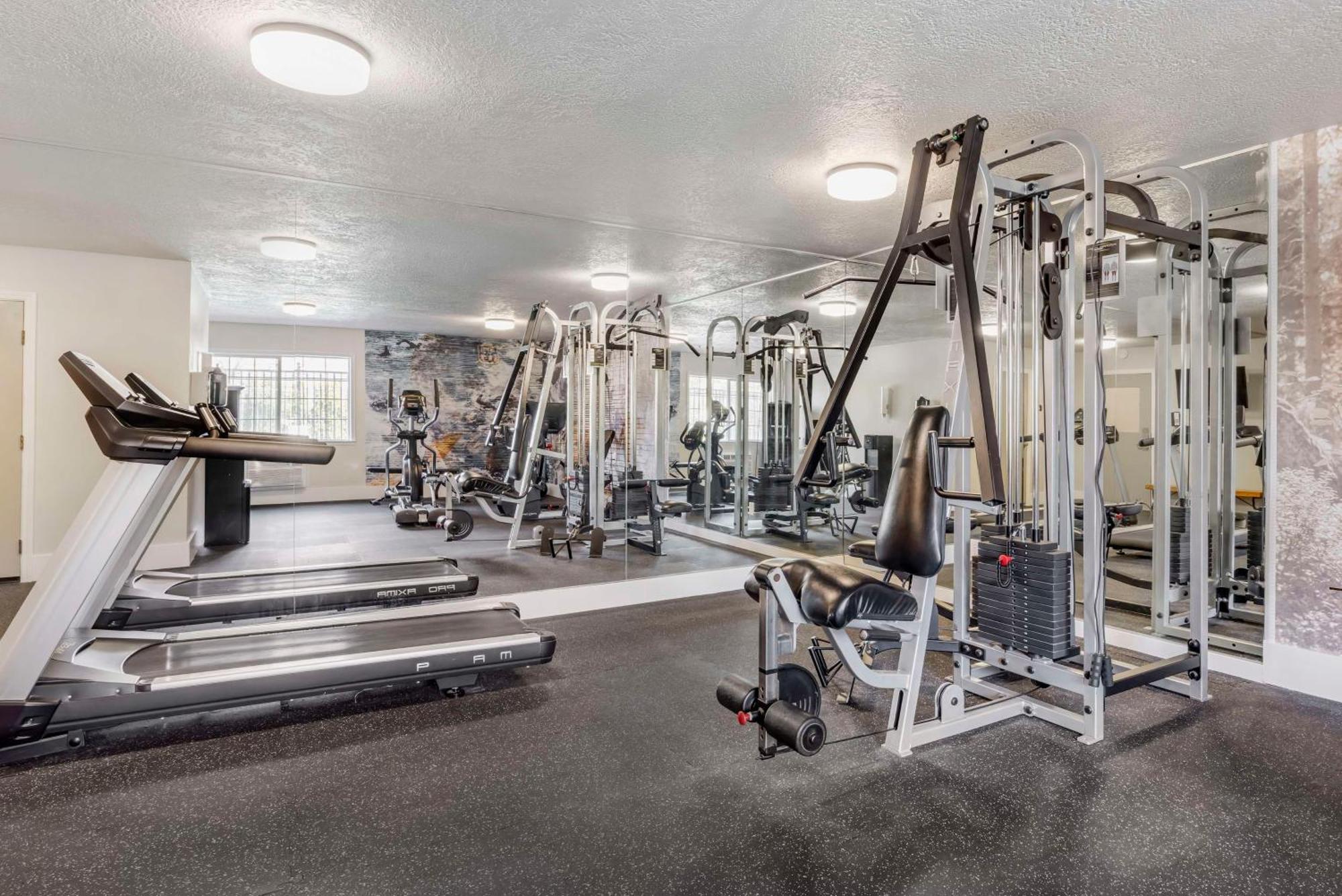 Best Western Plus Grand Manor Inn Springfield Bagian luar foto