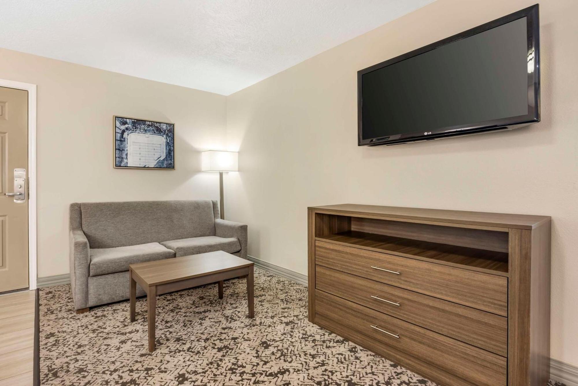 Best Western Plus Grand Manor Inn Springfield Bagian luar foto